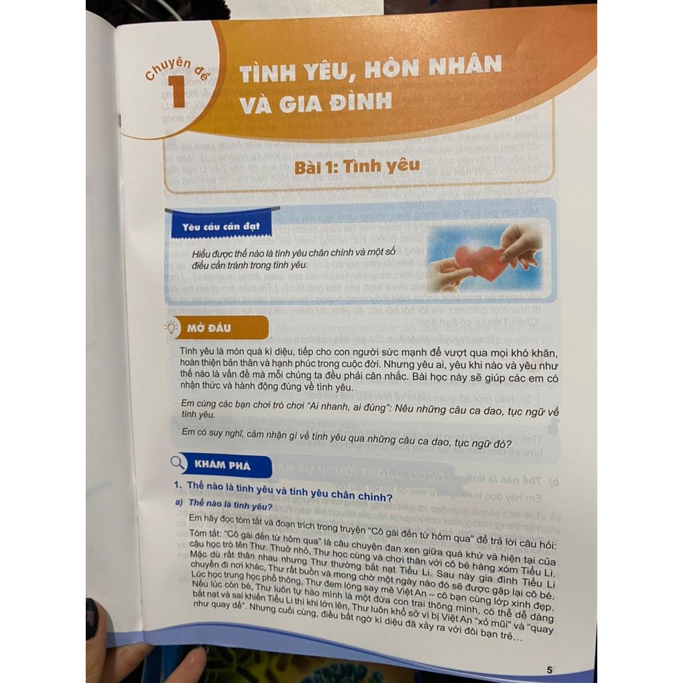 Sách - Chuyên đề học tập giáo dục kinh tế và pháp luật 10 ( kết nối ) + bán kèm 1 quyển bé tập tô màu