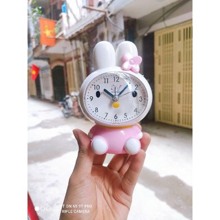 ( Chuông To ) Đồng hồ báo thức hình Con Thỏ cho bé kiểu đồng hồ để bàn báo thức dễ thương
