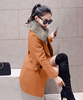 Áo khoác dạ kèm lông cổ