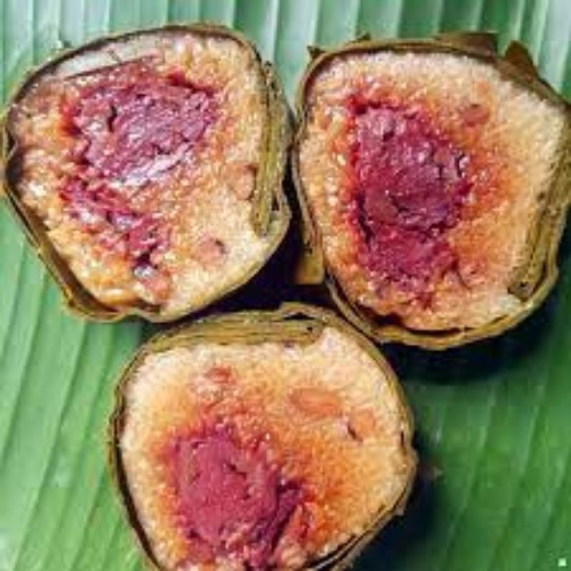 Bánh Tét Trà Cuôn Chuối Đậu Đen Đòn 950g-1.1Kg