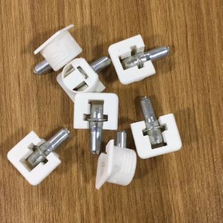 Chốt đợt tủ- BHG ( đơn giá túi 500 con)
