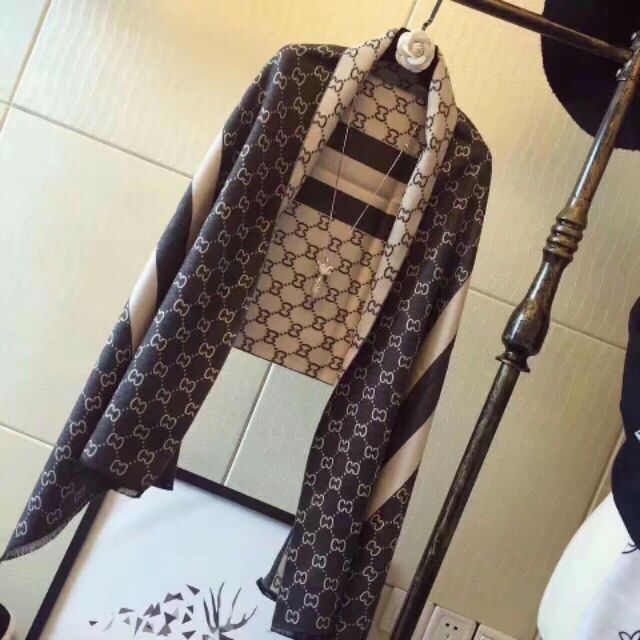 Khăn choàng cao cấp gucci