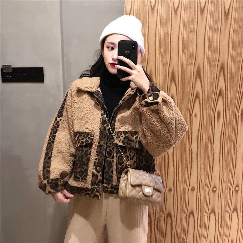 Áo khoác lông nâu