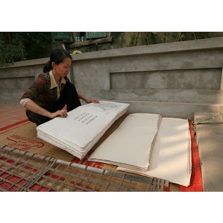 Giấy dó truyền thống sản xuất thủ công khổ 40x60cm