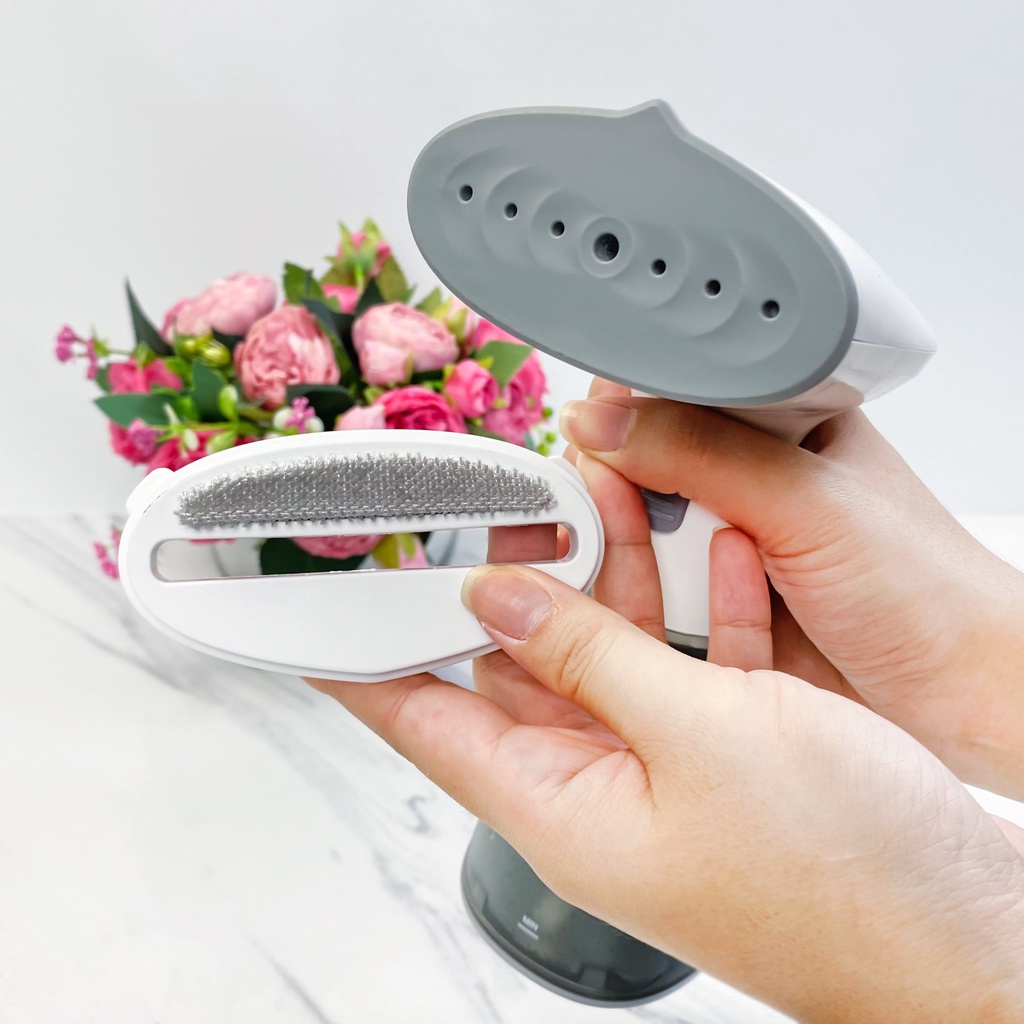 BÀN LÀ HƠI NƯỚC CẦM TAY MINI LOCK&LOCK ENI148, Công suất 1000w, Bảo hành 12 tháng