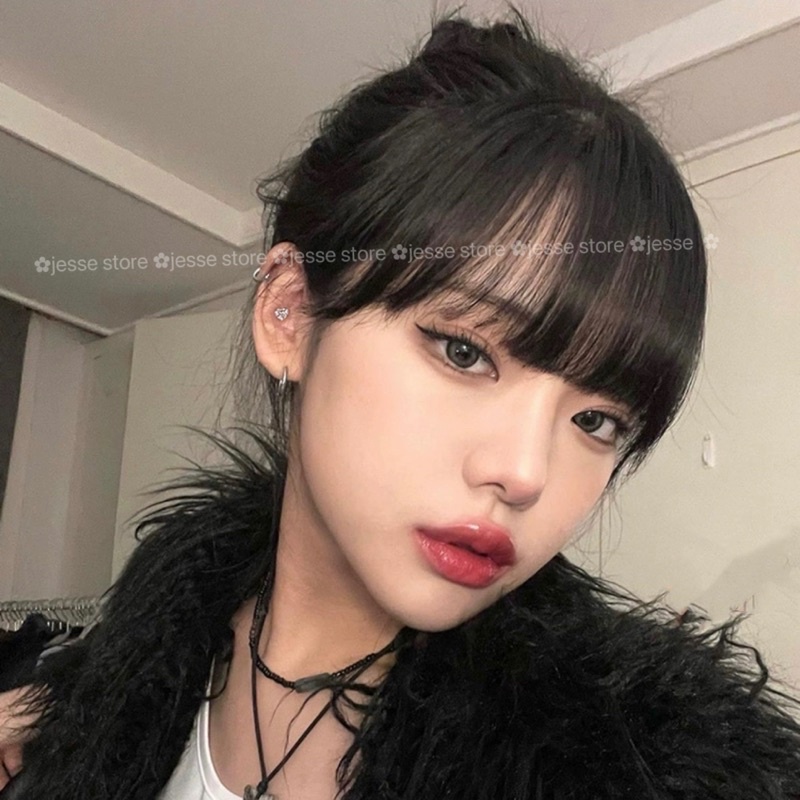 1 chiếc khuyên tai titan không rỉ hình tim đá