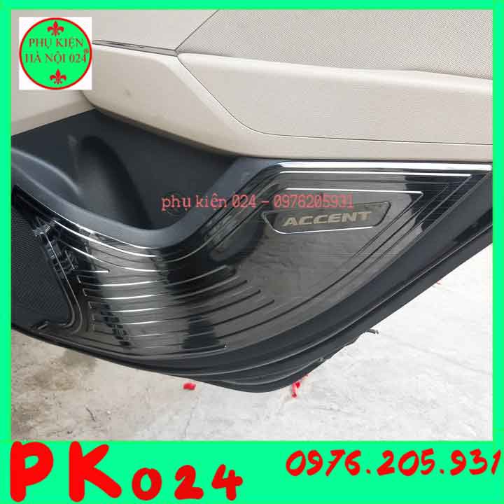 Bộ ốp tapli Accent 2018-2020 vân Titan chống xước va đập khi mở cửa và làm đẹp xe