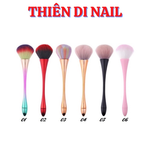 Cọ phủi bụi nail, đánh phấn trang điểm, chổi phủ bụi móng tay cán dài Thiên Di Nail