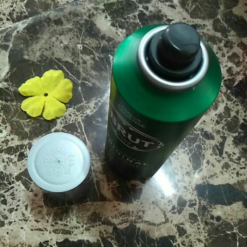 Nước hoa xịt toàn thân nam BRUT 200ml .