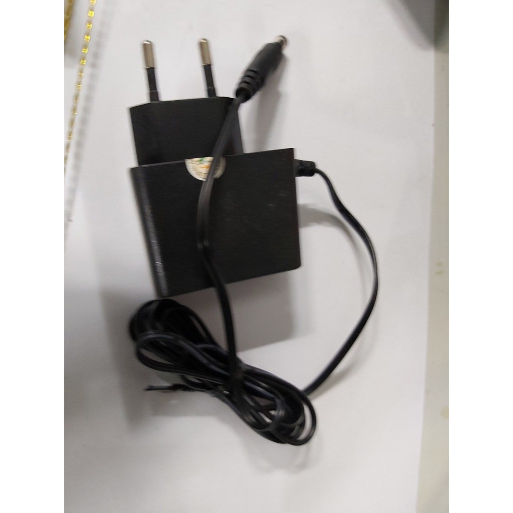 Máy se dây kẽm làm cây kim tiền