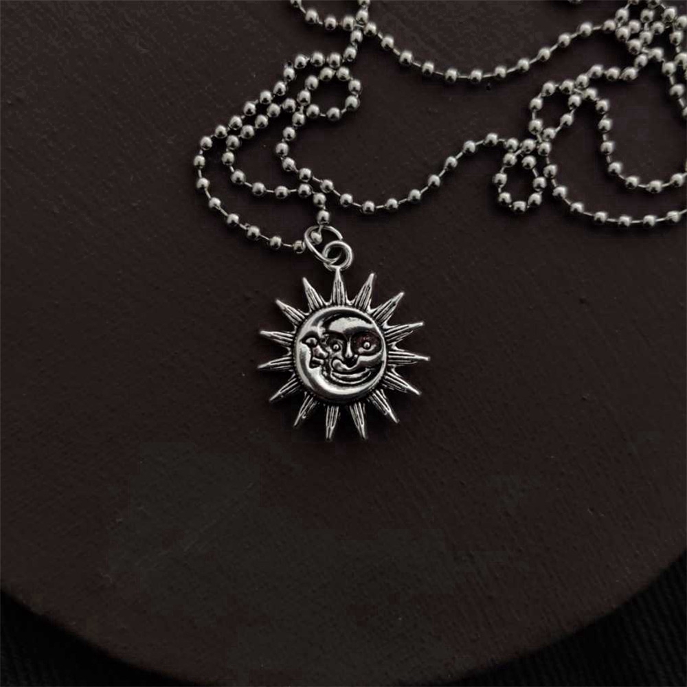Cod In Stock New Dây Chuyền Mặt Hình Mặt Trời Mặt Trăng Thời Trang Cho Nam Nữ
