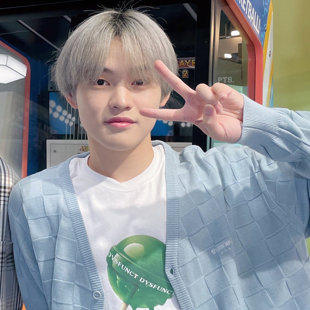 CHÍNH HÃNG ÁO CARDIGAN THISISNEVERTHAT CHENLE NCT
