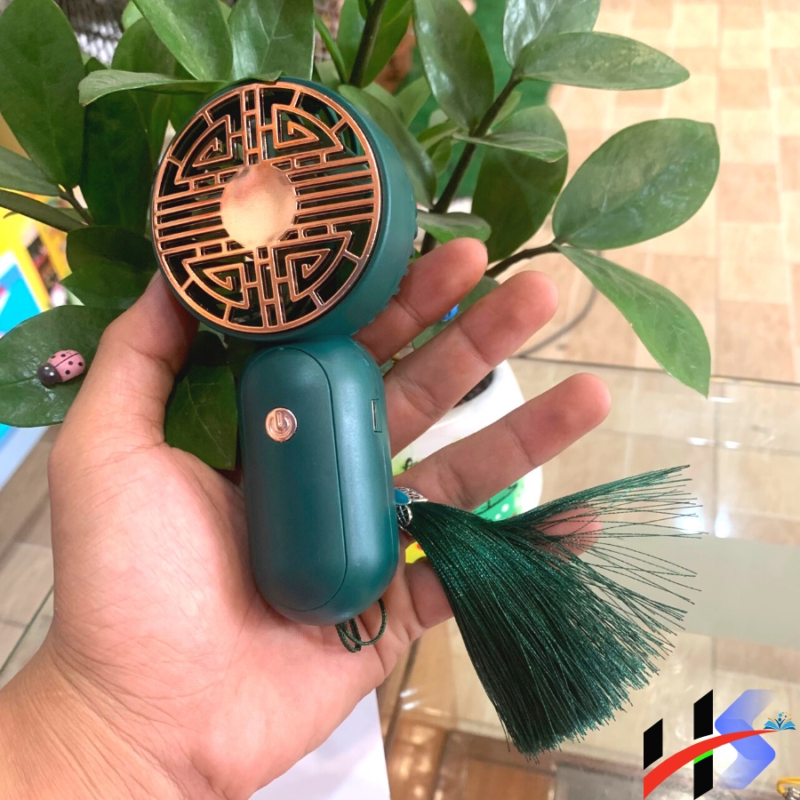 Quạt cầm tay mini Qcone PCX thiết kế dễ thương 4 cánh quạt, kèm 1 tấm che cánh quạt thay thế