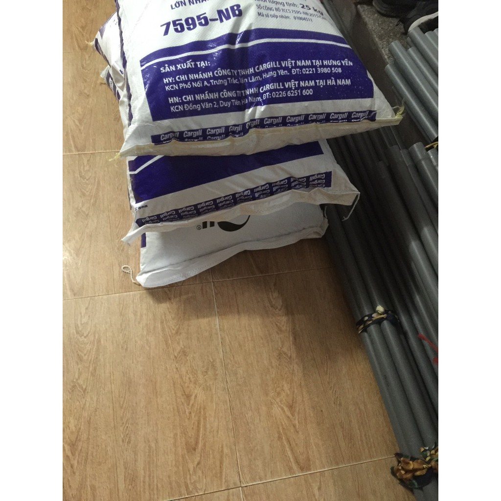 Cám cá Cargill , cám tanh 20% đạm thích hợp câu hồ dịch vụ, làm thức ăn cho cá chép, cá koi, rô phi