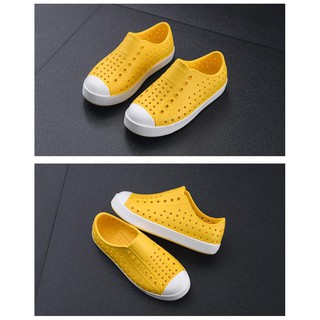 Giày Native hot trends đang làm mưa làm gió