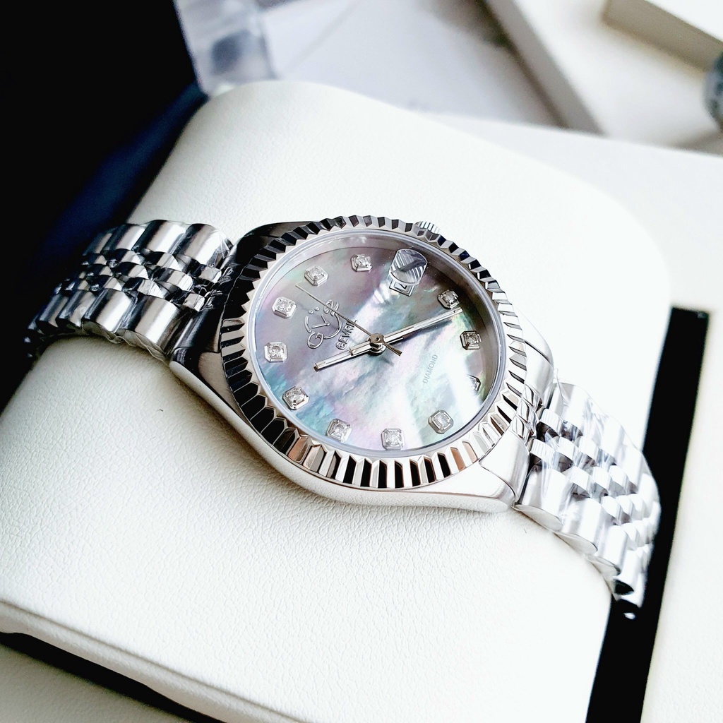 Đồng hồ nữ dây thép GV2 Gevril 12407 Naples