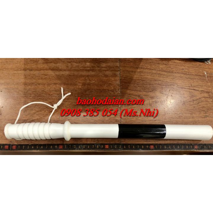 Gậy chỉ huy giao thông chất liệu nhựa siêu nhẹ, 2 màu đen đỏ lựa chọn- Hình thật