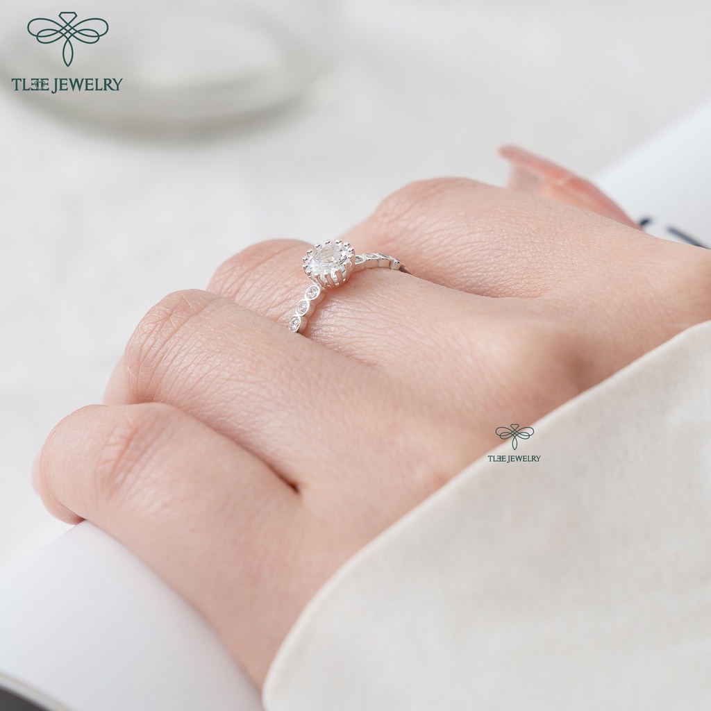 Nhẫn bạc nữ TLEE ổ đá hoa cúc viền đính đá sang trọng TleeJewelry A0194