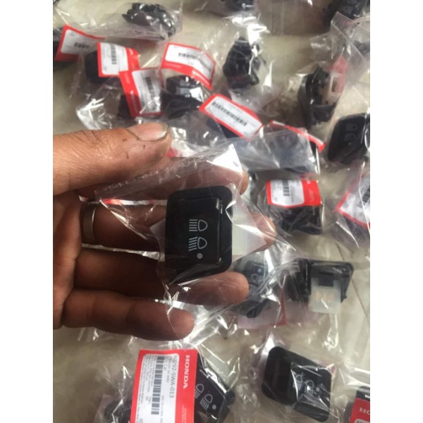 Công tắc tắt đèn loại nhập indo cho các xe như wave, rsx, vision,lead, blade lắp như zin không đục khoét