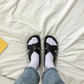 (ORDER) Giày sandal quai chéo đơn giản