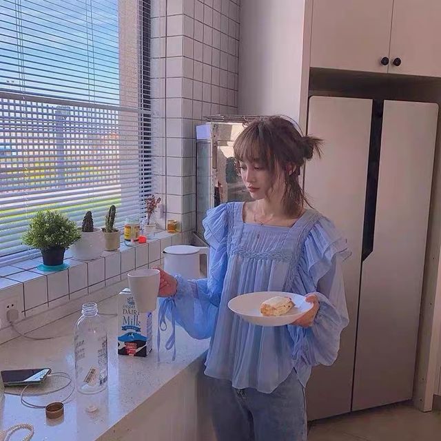 Áo sơ mi nữ vải voan cổ vuông phối bèo vai búp bê điệu đà Hàn Quốc