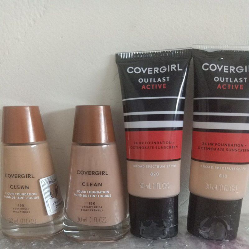 Kem nền Covergirl Clean và Covergirl Outlast Active