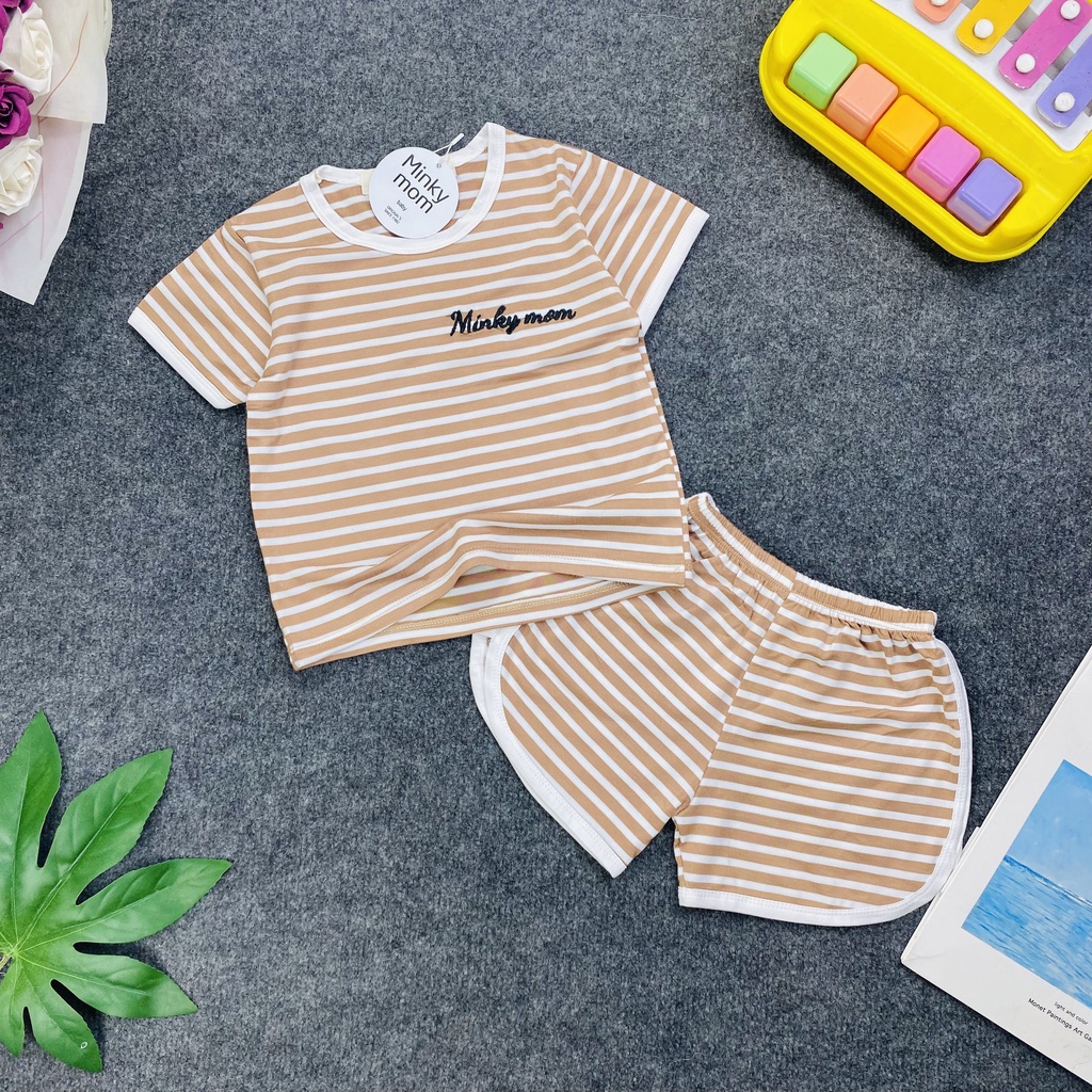 Bộ tay ngắn quần đùi thun lạnh sọc dệt thêu chữ MINKY MOM mềm mịn mát cho bé trai bé gái từ 7-27kg