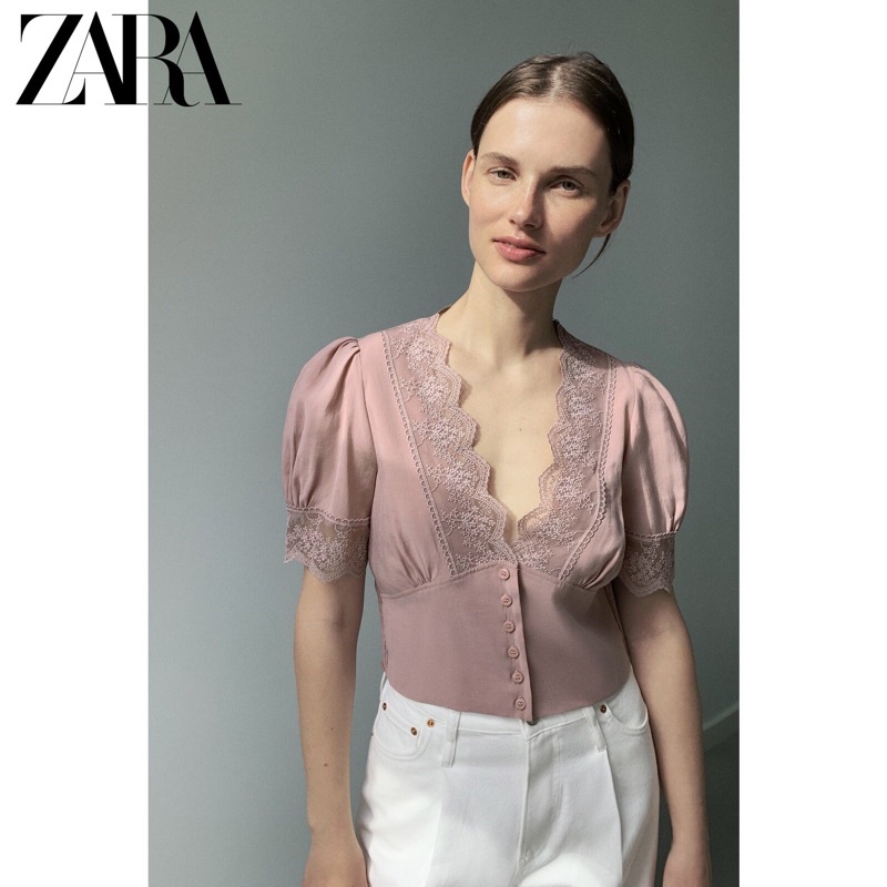 Áo hồng phối ren Zara