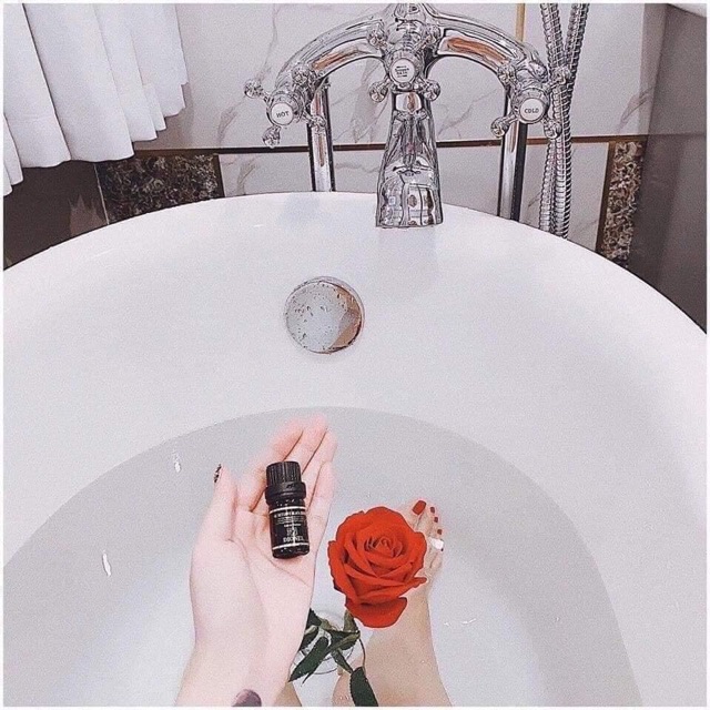 Nước hoa vùng kín DIONEL