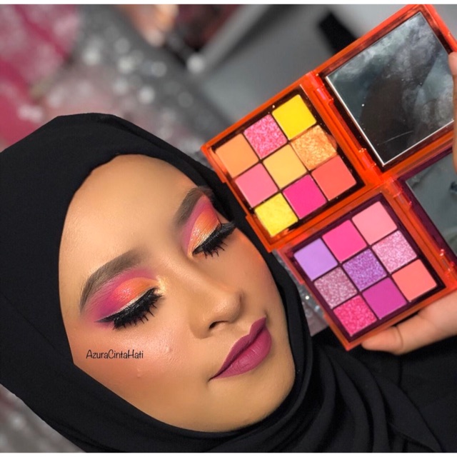 Bảng phấn mắt HUDA Neon Obsessions Palette (Hàng xách tay chính hãng)