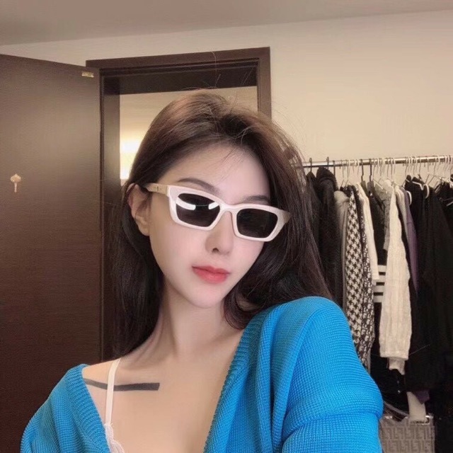 Mắt kính siêu đẹp