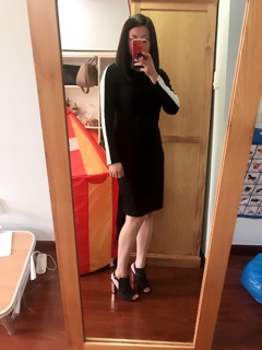 Đầm ovs