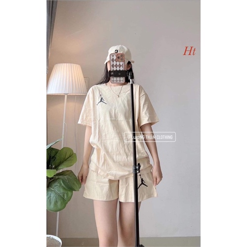 Bộ đùi logo người với bóng HT11