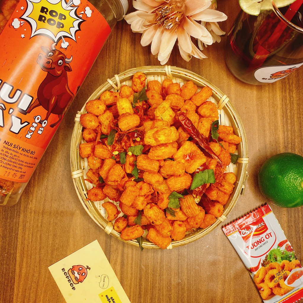 [Mã GROXUAN1 giảm 8% đơn 150K] Nui Sấy Khô Bò Roprop Hũ Pet 300g | BigBuy360 - bigbuy360.vn