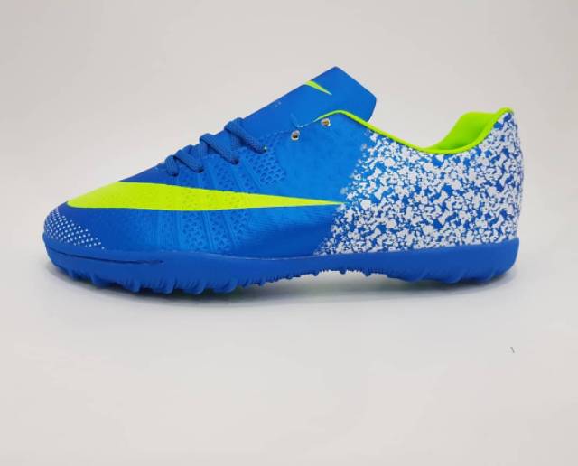 Giày Thể Thao Nike Futsal Cr7 Nhập Khẩu Từ Việt Nam