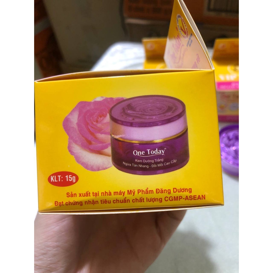 Kem dưỡng trắng da TNĐM vip