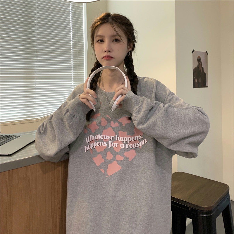 Áo sweater tay dài dáng rộng in hình trái tim kiểu Hàn năng động thời trang dành cho nữ