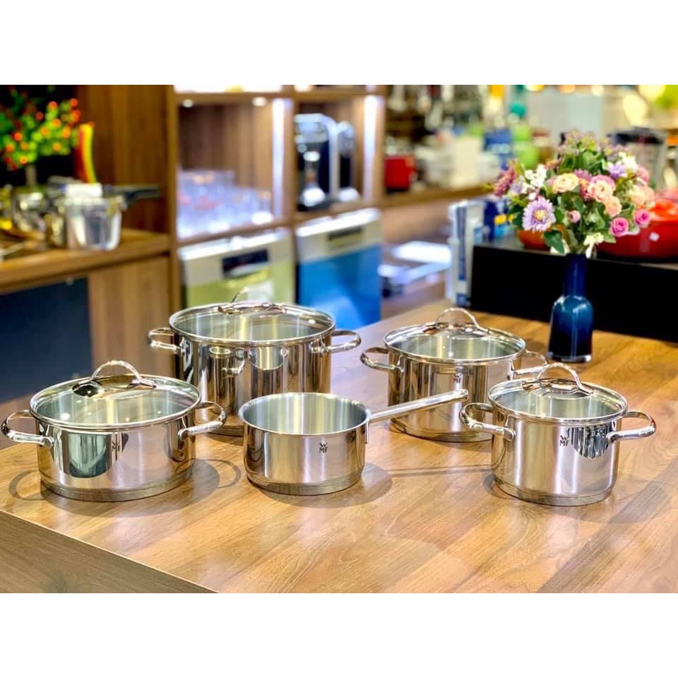 Bộ nồi WMF Provence Plus 5 món nắp vung kính, chất liệu thép Cromargan in logo dập đáy [nhập Đức chính hãng]