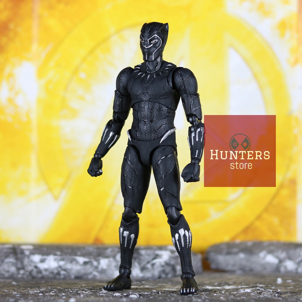 Mô hình Black Panther Mafex