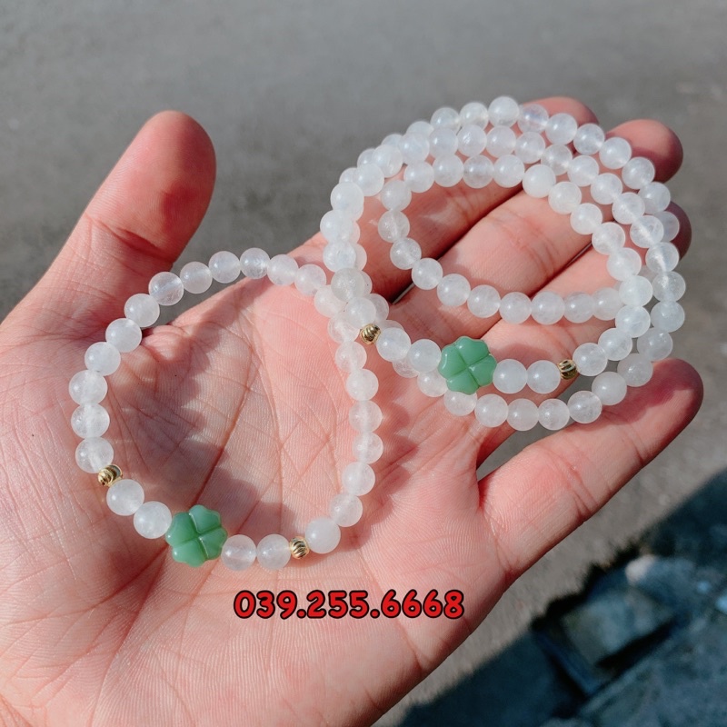 Chuỗi Vòng đá mix charm cỏ 4 lá kèm hộp đựng cao cấp