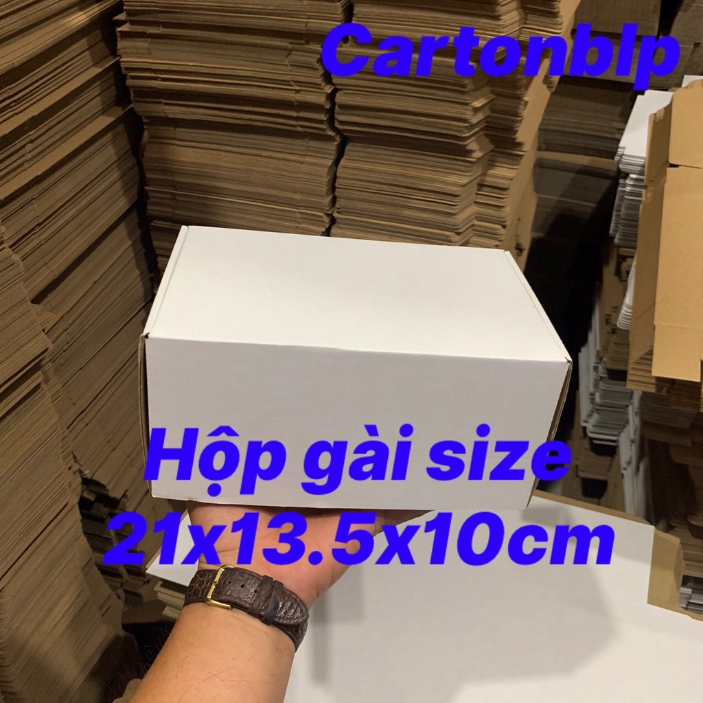 20 Hộp carton gài size 21x13.5x10cm đựng quần áo, phụ kiện