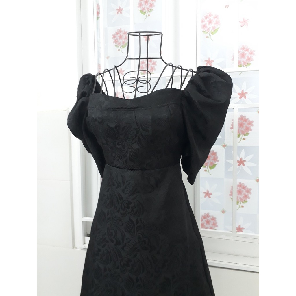 Váy Dự Tiệc Tay Phồng Váy Thiết Kế Cổ Vuông Chất Gấm Đẹp Xuất Sắc Hanaki HNK9935 | BigBuy360 - bigbuy360.vn