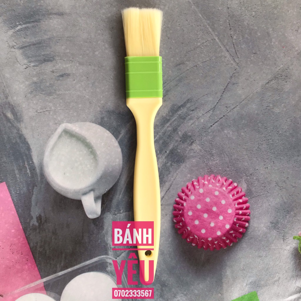 Chổi Quét Bánh Lông Mềm Cán Xanh