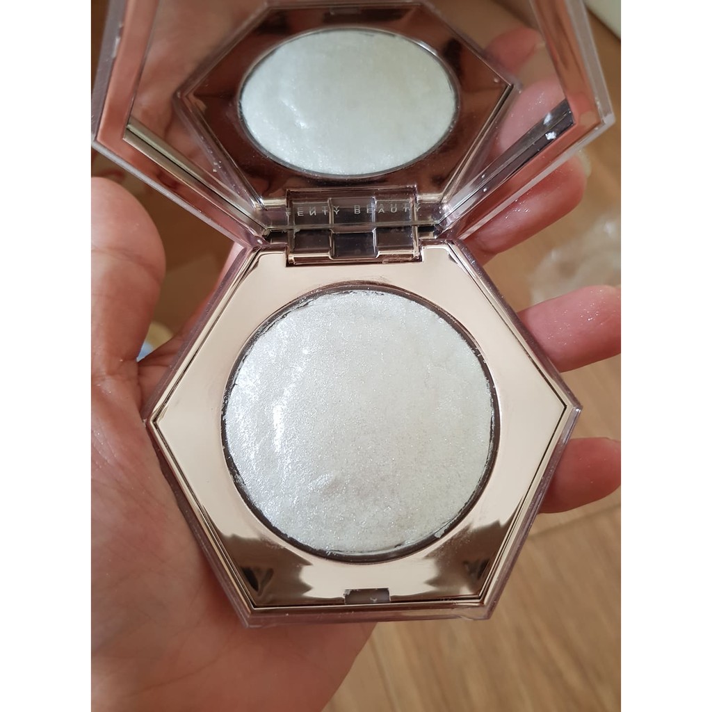 Bắt sáng fenty Highlight fenty Diamond Bomb