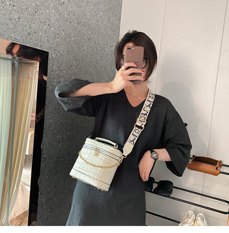 Túi Đeo Chéo JASMIN NOIR Họa Tiết Caro Thời Trang Cổ Điển Cho Nữ