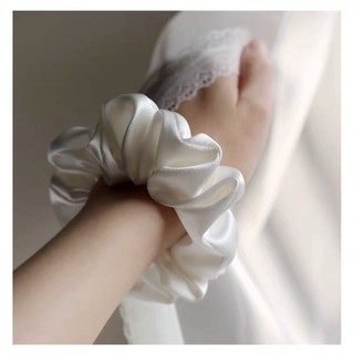 (Sỉ 2,5k) Nơ Buộc Tóc Scrunchies [SIZE TO] Cột Tóc Lụa Phong Cách Hàn Quốc Đeo Tay Sống Ảo