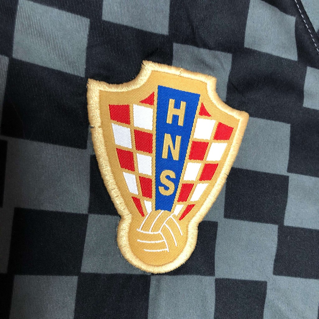 Áo Bóng Đá, Đá Banh, Thể Thao Tuyển CROATIA EURO - Thun Lạnh 4 Chiều Logo Thêu Nổi - Sân Khách, Xanh BINGO SPORT