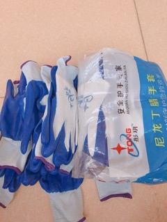 Gang tay tráng sơn 12 đôi