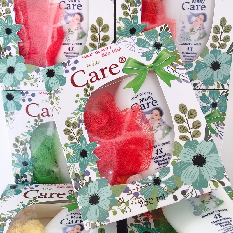 Sữa Tắm Dê White Care 4x 250ml tặng kèm bông tắm chính hãng
