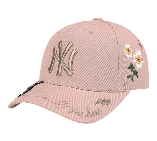 Mũ lưỡi trai thêu chữ nổi